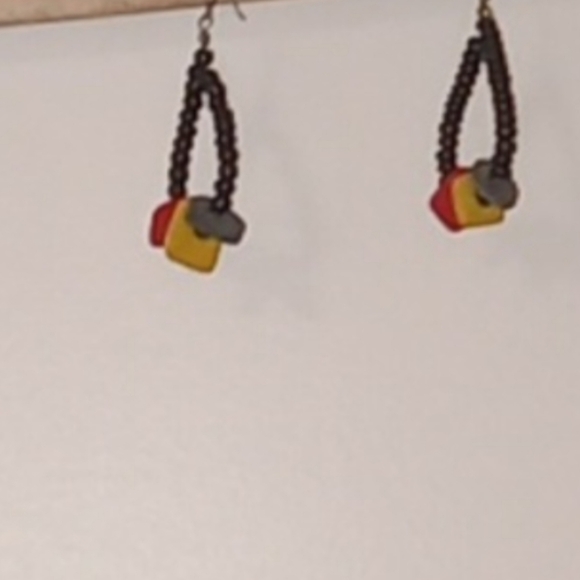 Earrings - Picture 2 of 2